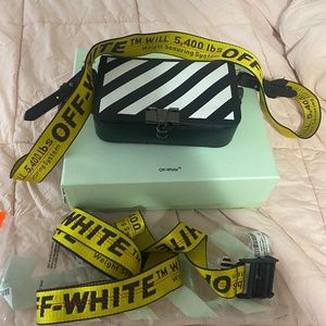 Off White Purse/Belt